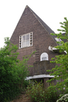 Voorgevel met ingang en balkon. ~~~~ copyright Paul Paris ~~~~
<br/>
Paul Paris, 5 mei 2017
